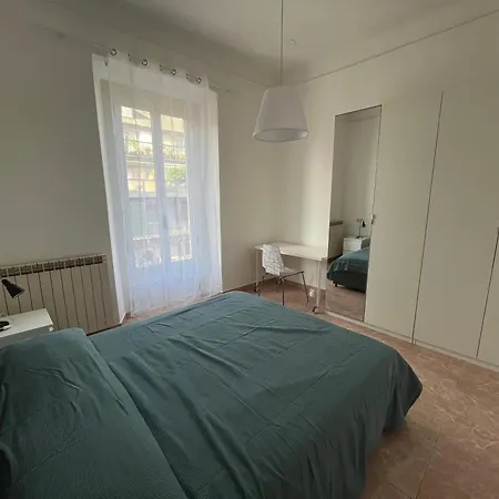 Apartment In Zona De Angeli, Milan